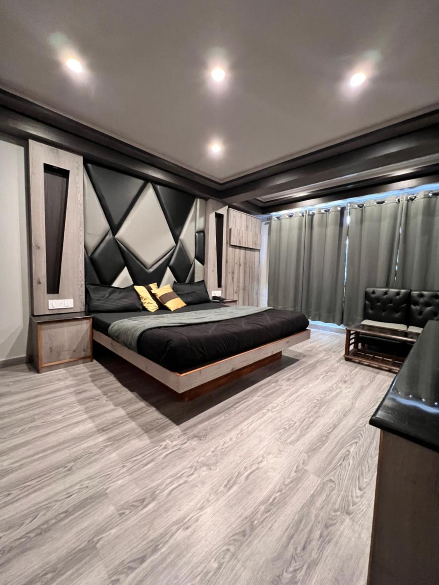 Hotel Victory Шимла Екстериор снимка