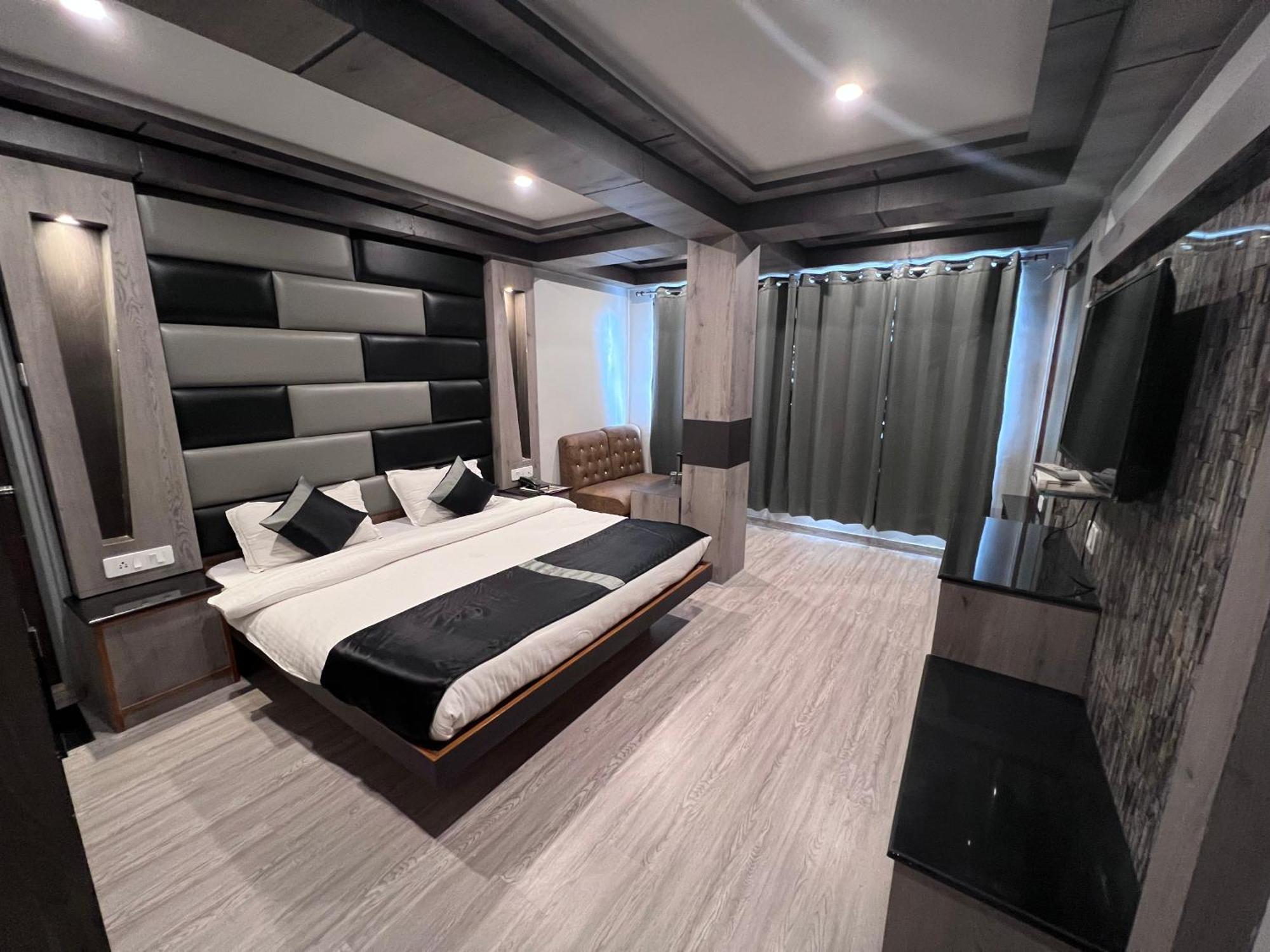 Hotel Victory Шимла Екстериор снимка